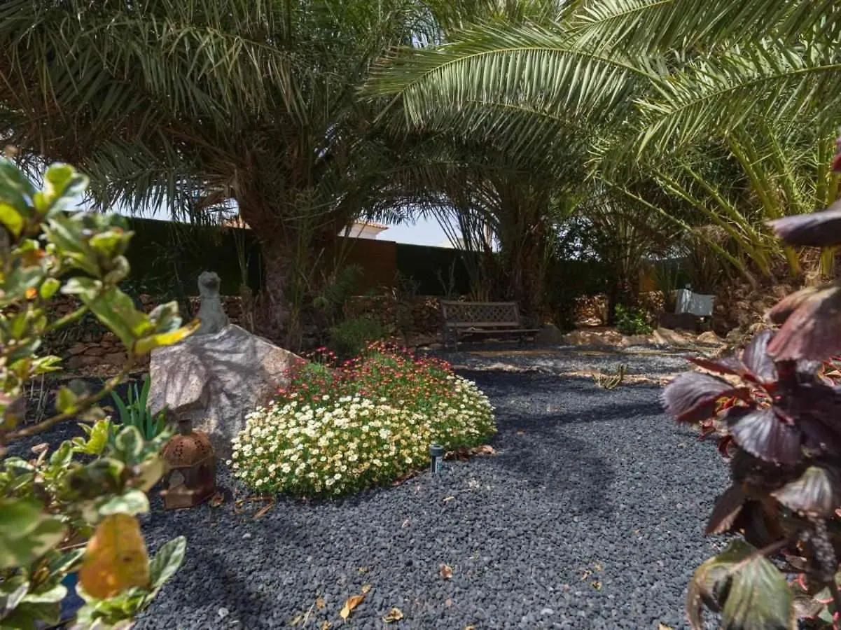 Villa Fragata Independiente Y Privada Triquivijate Spain