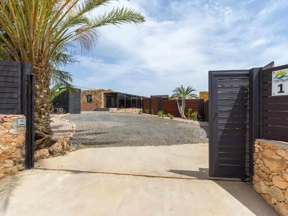 Holiday home Villa Fragata Independiente Y Privada Triquivijate