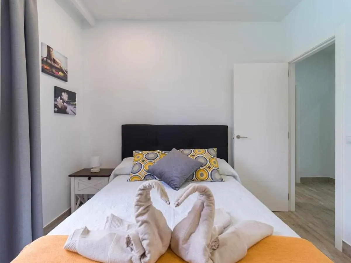 Holiday home Villa Fragata Independiente Y Privada Triquivijate Spain