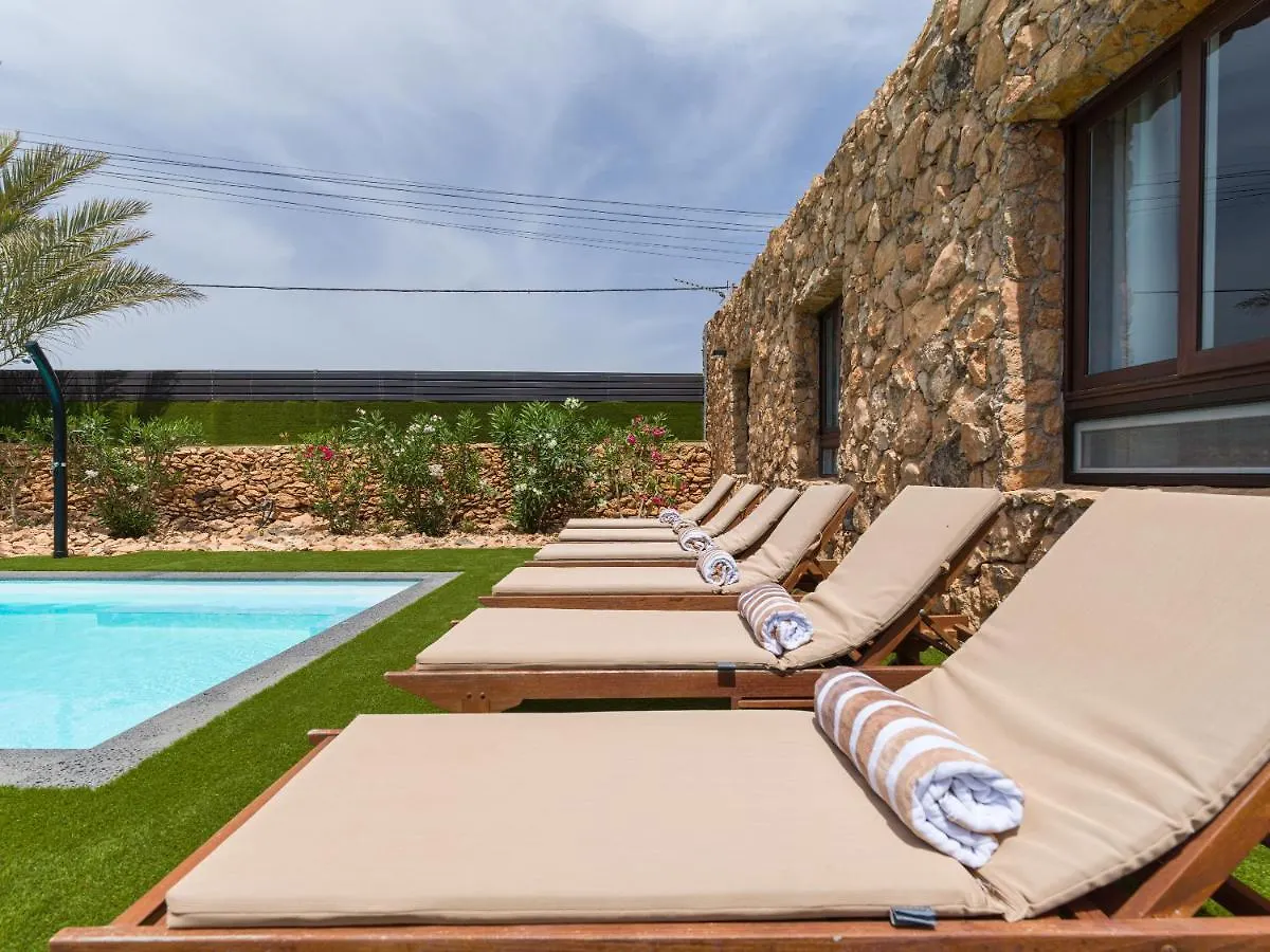 Holiday home Villa Fragata Independiente Y Privada Triquivijate